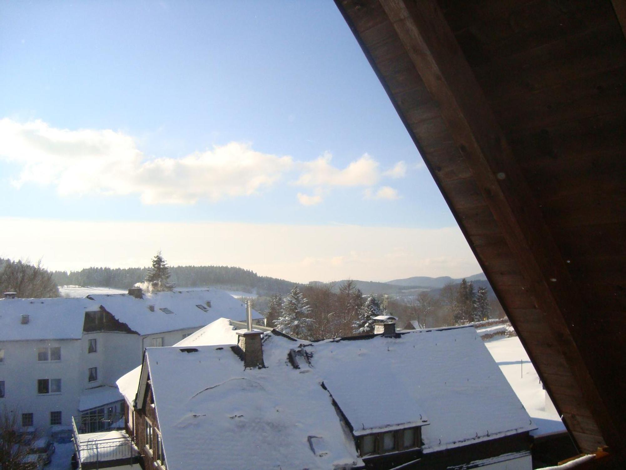 Skihang 100 Meter Vom App Bergfrieden Appartement Winterberg Buitenkant foto